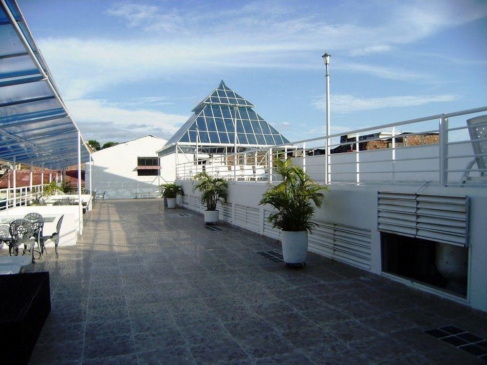 Magdalena Imperial Hotel Хирардот Екстериор снимка